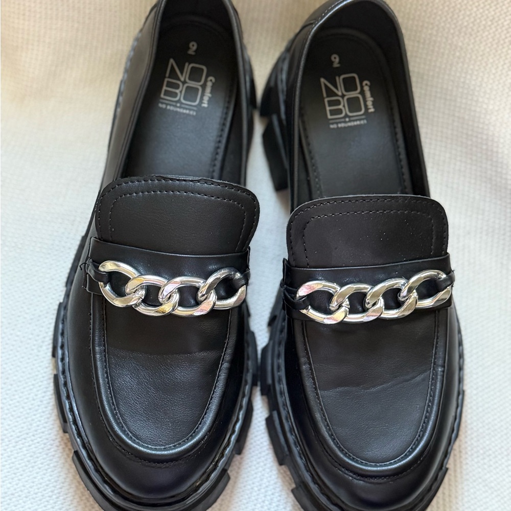 NOBO Elegant Black Loafers with Metallic Chain